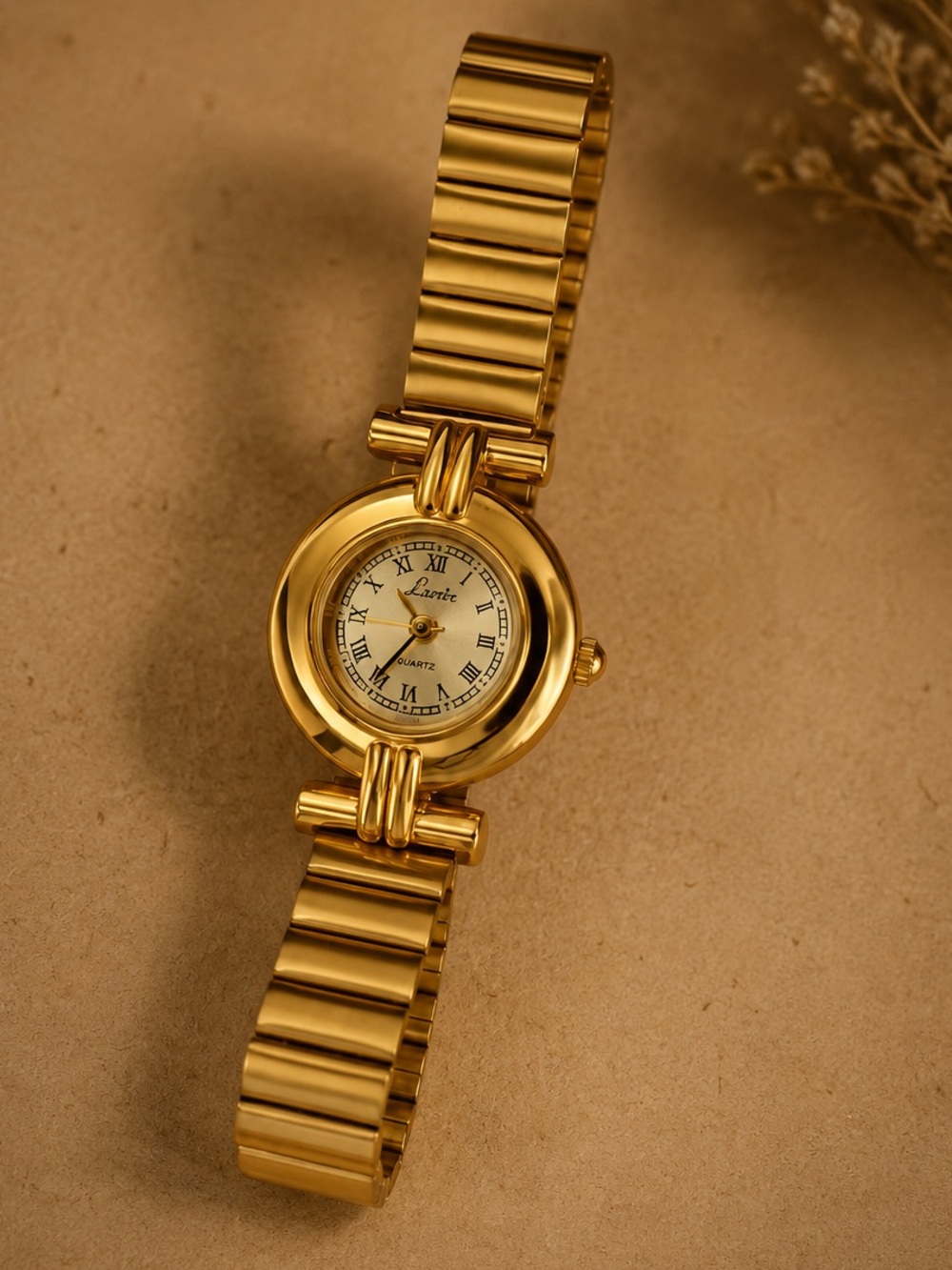 Classic Vintage Gold Women’s Watch with Roman Numeral Dial - Picture 4 of 12